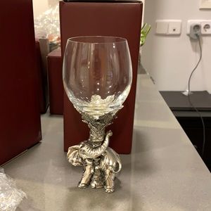 Arthur Court ELEPHANT PALM WINE GLASS